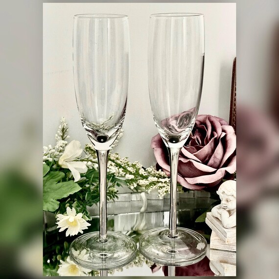 Tiffany Champagne Flutes / Tiffany Classic Home Essentials Toasting Champagne Glasses / Wedding Champagne Flutes / Vintage Tiffany Glasses