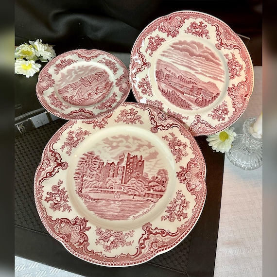 Johnson Brothers Castles Pink Dishes / Pink Castles Dinner Plate, Salad Pate, Bread Plate / Vintage Johnson Brothers Pink Castles - 3 Pc Set