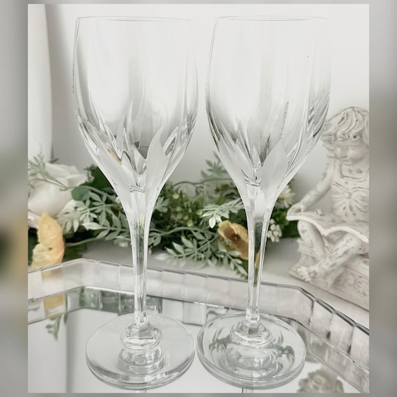 Mikasa Crystal Flame D'Amore Wine Glasses Pair Elegant Replacement