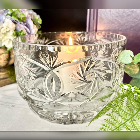 Cut Crystal Centerpiece Bowl / Vintage Glass Bowl / Crystal Decorated Pinwheel Star of David Bowl / Crystal Vase / Centerpiece Crystal Bowl