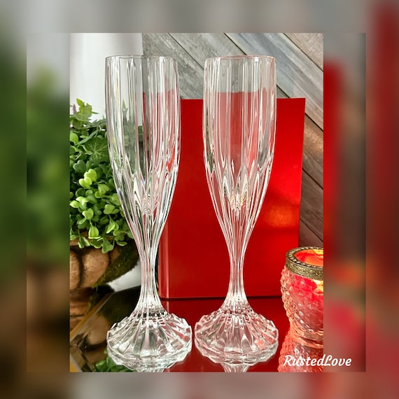 Mikasa Park Lane Champagne Flutes / Mikasa Wedding Toasting Glasses / Park Lane Mikasa Champagne Glasses / Wedding Toasting Flutes - 2
