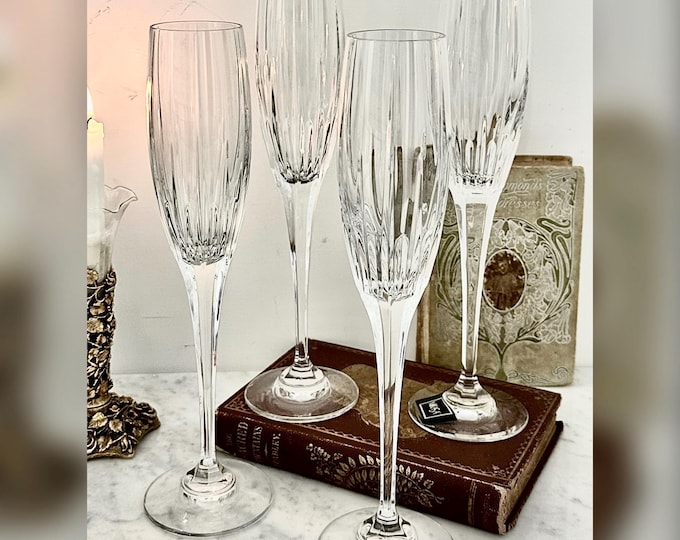 Mikasa Arctic Lights Champagne Flutes Set 4 Crystal Wedding Toast Glasses