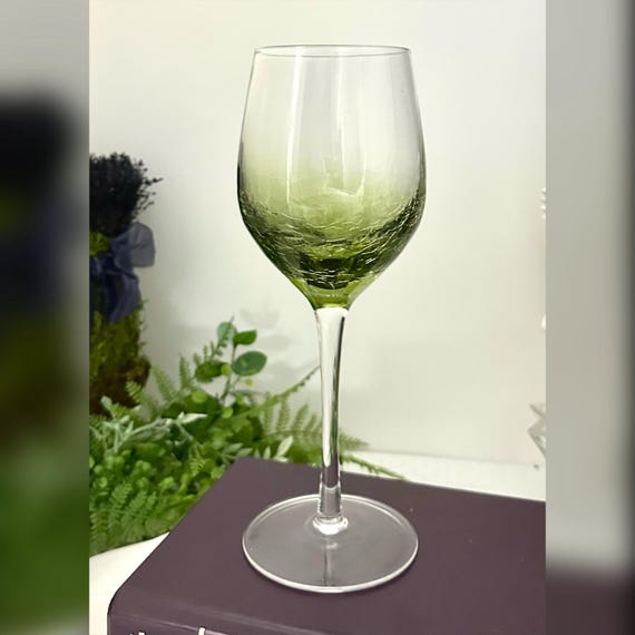 Crackle Green Pier 1 Wine Glass / Vintage Pier 1 Crackle Olive Green Glass / Pier 1 White Wine Goblet / Green Crackle Pier 1 Wine Glass