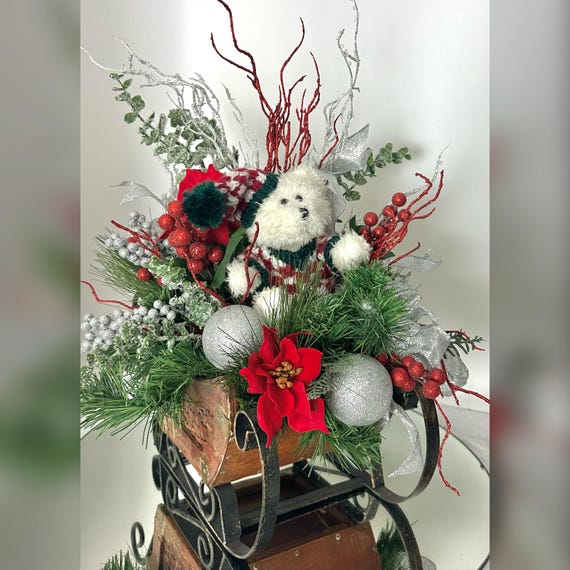 Christmas Centerpiece Holiday Sleigh / XMAS Bear Sleigh Tabletop Centerpiece / Christmas Decoration Floral Decor / Hand Crafted Centerpiece