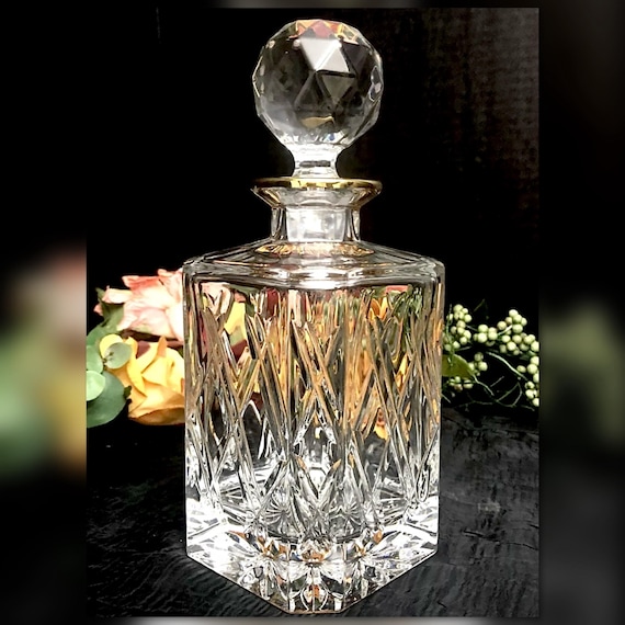 Crystal Decanter / Vintage Barware / Clear Glass Decanter / Vintage Barware / Gold Trimmed Decanter / Whiskey Liquor Decanter / Clear Bottle