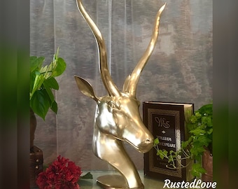 Brass Antelope Statue / Vintage Gazelle Statue / Mid Century Modern / Animal Sculpture / Hollywood Regency Decoration / Vintage Antelope