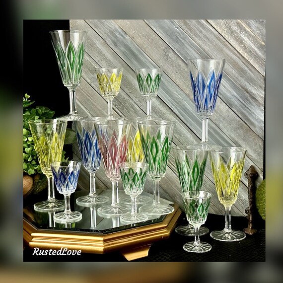 Vintage VMC Reims Glasses / Reims Colored Champagne Flutes / Reims Colored Cordial Glasses / MCM Reims Vintage Glasses / Reims Glassware -14