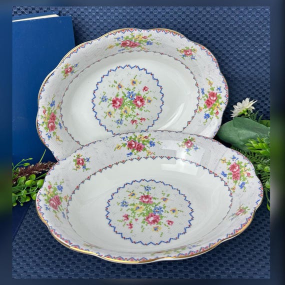 Petite Point Royal Albert Oval Serving Bowls / Petite Point Bone China Oval Bowls / 9" Petite Point England Serving Bowls / 2 Oval Bowls