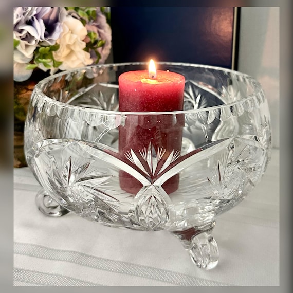 Cut Glass Vintage Pinwheel Bowl / Flower Crysstal Centerpiece Bowl / Crystal Footed Vintage Candy Dish / Pinwheel Cut Glass Footed Bowl