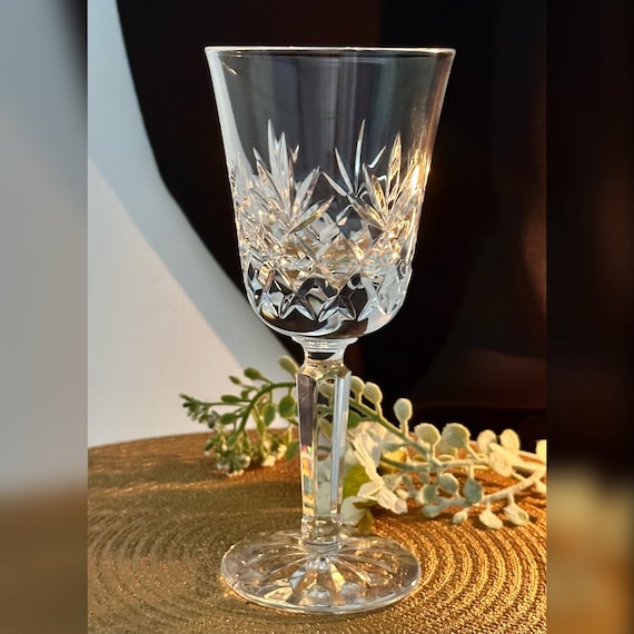 Lenox Charleston Wine Glass - Vintage Crystal Goblet - Elegant Cut Glass Glassware - Discontinued Lenox Stemware - Collectible Barware