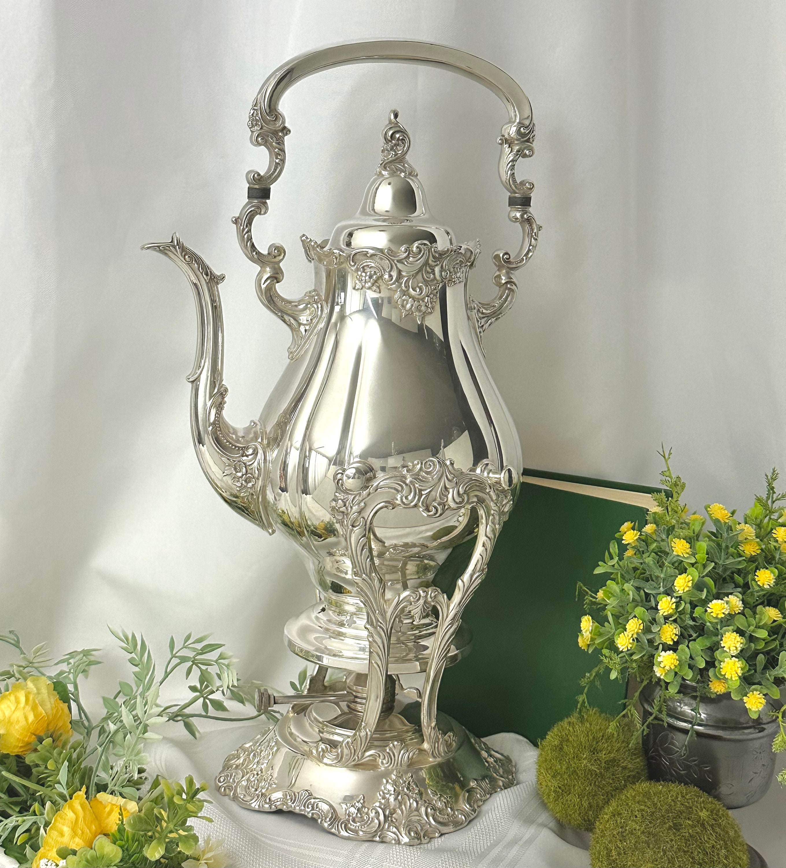 Wallace Baroque Tilting Tea Pot / Wallace Silver Plated Tea Pot