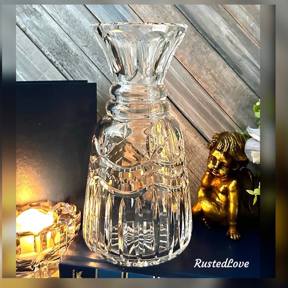 Glass Cut Glass Carafe Water Holder / Vintage Bedside Carafe / Vintage Clear Cut Glass Decanter / Glass Liquor Holder / Water Glass Carafe