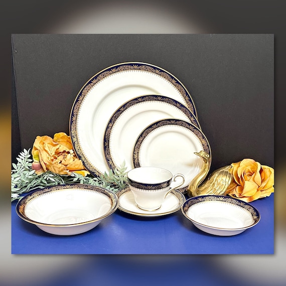 Vintage Dishes / Balmoral Blue John Aynsley / Vintage Blue and Gold China Dishes / England Bone China / Balmoral Place Setting / 7pc Set