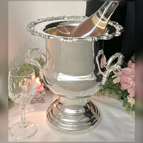 Silver Plated Champagne Bucket Oneida Du Maurier / Silver Plated Ice Bucket / Vintage Silverplated Centerpiece Vase / Silver Trophy Urn