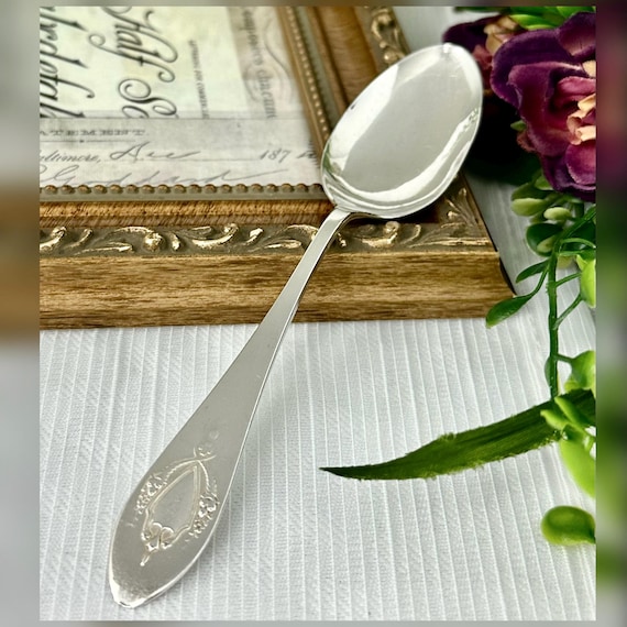 Lunt Silver Mount Vernon Silver Teaspoon 1905 Replacement No Monogram