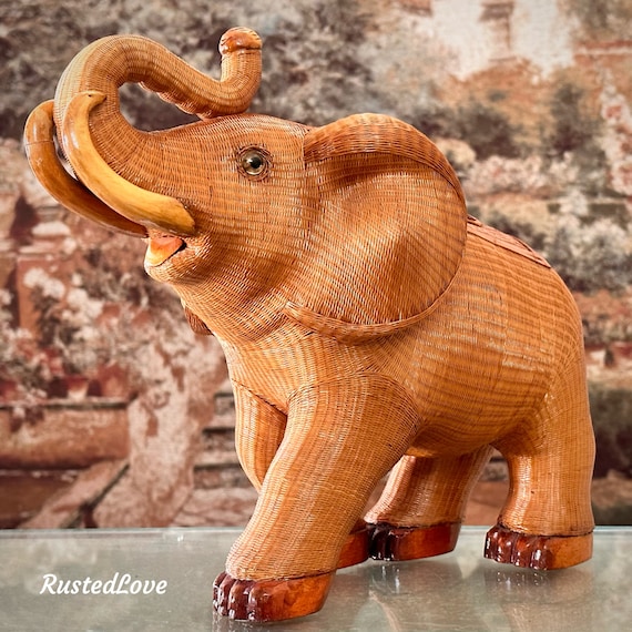 Vintage Wicker Elephant Basket: MCM Hand Woven Box - Etsy