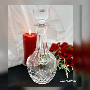 Crystal Decanter / Decanter by Liquid Air / Decanter Crafted in Botswana / Cut Crystal Decanter With Stopper / Liquor Holder / Wine Decanter