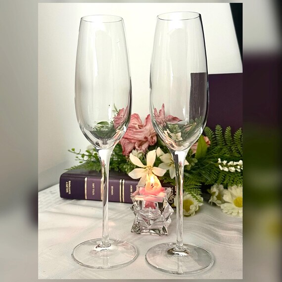 Tiffany Champagne Flutes / Tiffany Classic Home Essentials Toasting Champagne Glasses / Wedding Champagne Flutes / Vintage Tiffany Glasses