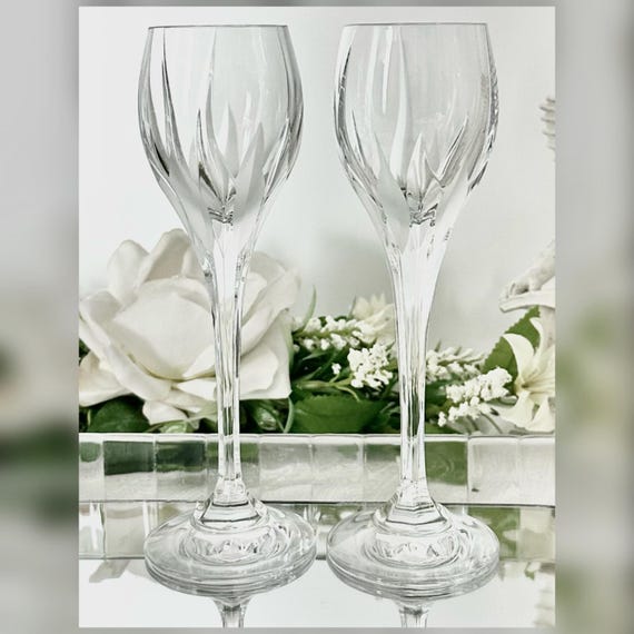 Mikasa Flame D'Amore Cordial Glasses - Frosted Swirl Design (Set of 2)