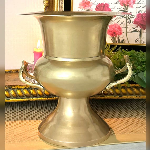 Brass Champagne Bucket / Vintage Solid Brass Ice Bucket / Gold Handled Wine Chiller / Vintage Brass Ice Bucket / Brass Trophy Urn Ice Bucket