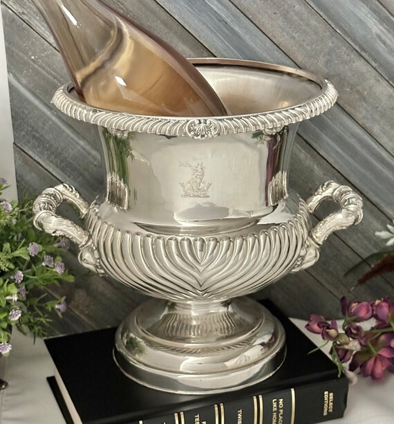 Antique Georgian Sheffield Plate Wine Cooler / Champagne Bucket