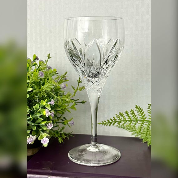 Atlantis Chartres Wine Glass / Atlantis Cut Chartres Wine Glass / Portugal Atlantis Wine Goblet / Chartres Atlantis Wine Glass - 1