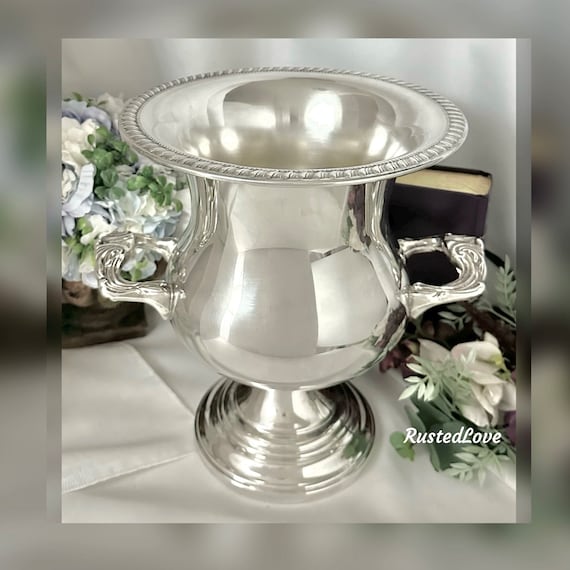 Champagne Bucket / Sheridan Silver plated Wine Chiller / Ice Bucket / Flower Vase /  Silver plate / Silver Champagne Holder / Vintage Urn