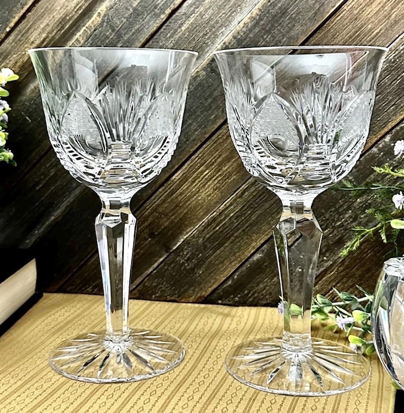 Bohemia 24% Lead Crystal Wine Glasses Set of 6 Cut Crystal Boxed Vintage bild 2