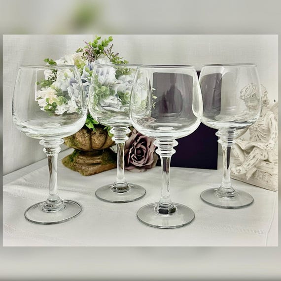 Pottery Barn Claro Wine Glasses Set 4 Blown Glass 16 Oz