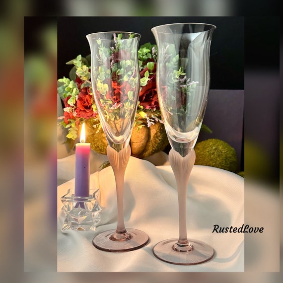 Mikasa Coral Sea Mist Champagne Flutes / Mikasa Sea Mist Pink Vintage Frosted Toasting Glasses / Vintage Mikasa Champagne Glasses - 2 Pc