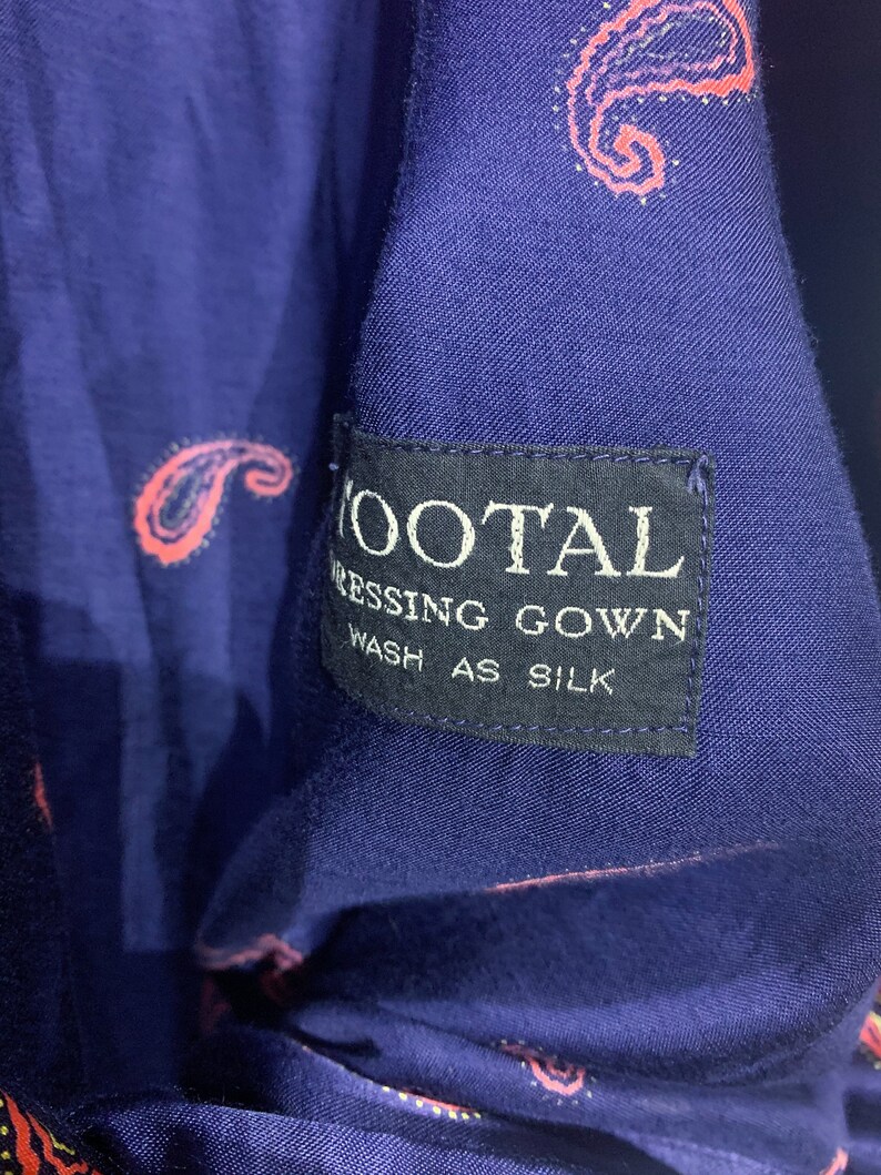 Men\u2019s silk vintage tootal paisley smoking jacket lounge wear royal blue