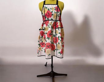 Kitchen Japan association apron Yves Saint Laurent JAA roses & daisy’s