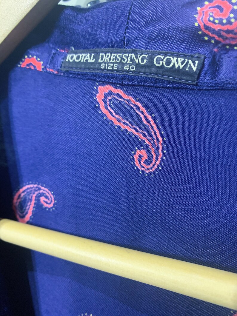 Men\u2019s silk vintage tootal paisley smoking jacket lounge wear royal blue