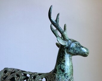 ペイントされた鹿、インドの庭の装飾、ブロンズ動物、鹿の装飾、手作り