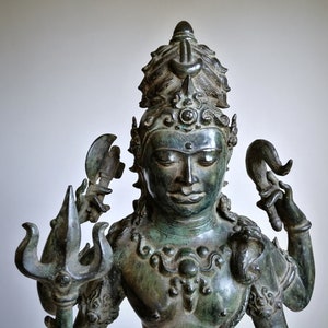 Large standing Shiva statue, 4 hands