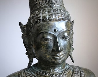 Tara head statue