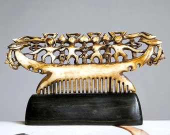 Vintage tribal carved bone comb, Maluku islands