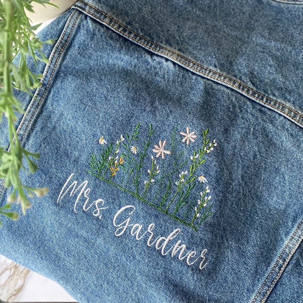 Mrs Jean Jacket | bride jacket | Bride Jean Jacket | bride to be | Personalized Jean Jacket | Bride Wildflowers