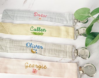 Personalized Pacifier Clip Holder |Embroidered Name |Custom Pacifier Holder |Custom Baby Name |Monogrammed Baby Shower Gift |Gender Neutral