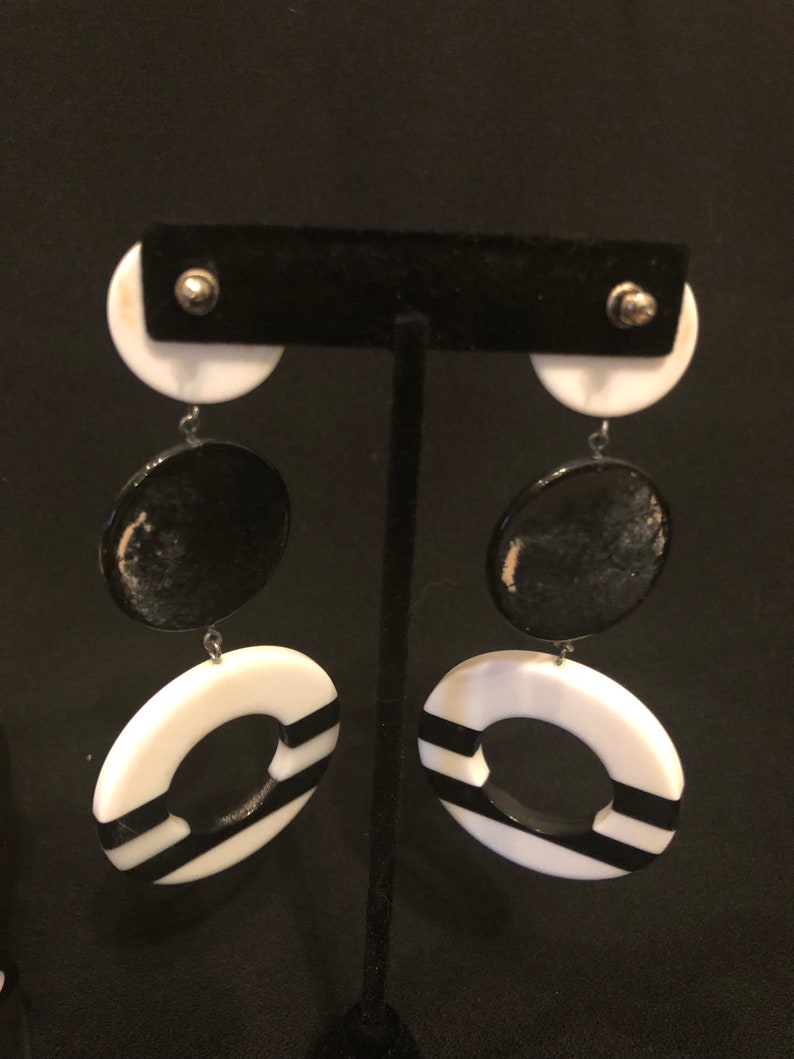 Vintage Black and White Patterned Bracelet and Post Earrings Set