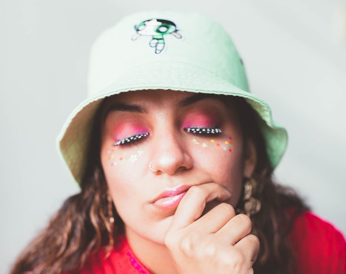BUTTERCUP Bucket Hat