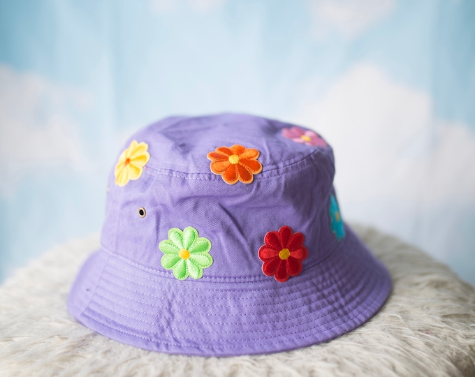 FLOWERS Bucket Hat
