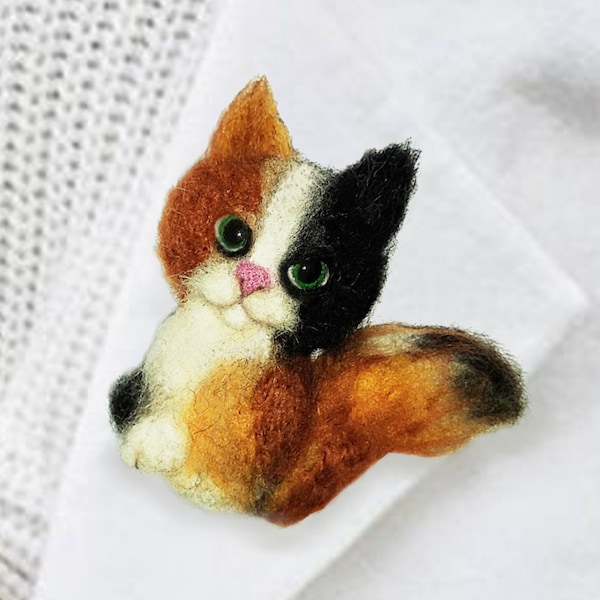 Tricolor Cat Lucky Charm, Vilt Cat Broche, Modes Trend 2023. Gepersonaliseerde Lucky Cat Gift voor Cat Lovers door MariRich