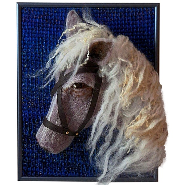 Realistic horse head made of felt from photo, 3d portrait in picture frame, custom gift for animal lover/ felt by Maririch