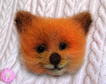 Needle felted animal: orange fux, fux head, felt fux brooch, fashion trend 2021-22. Unique gift for animal lovers from MariRich