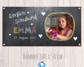 Einschulungs - Banner 100 x 50 cm - mit Foto personalisierbar | Tafeloptik Herzchen