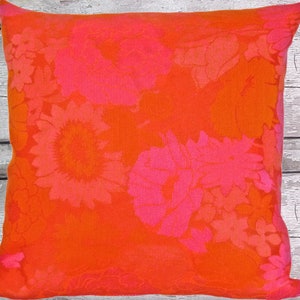 60s/70s style cushion, 40 x 40 cm | 50 x 50 cm, SUNBURST, Pink, Orange, Red Jacquard, Mid-Century, Vintage Boho cushion cover, Retro cushion cover, Floral design