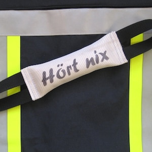 Beißwurst  aus Feuerwehrschlauch &quot;Hört nix&quot;