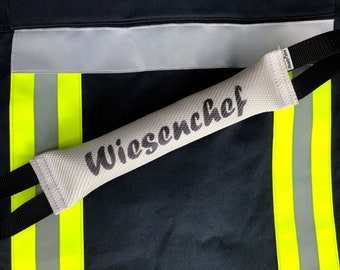 Bite sausage from fire hose "Wiesenchef"