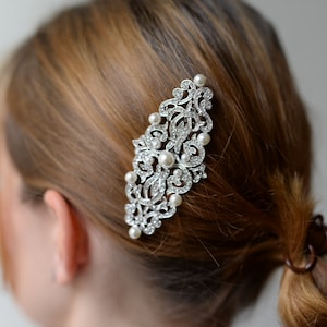 Bridal hair accessories hair comb in silver with decorative pearls and rhinestones image 1